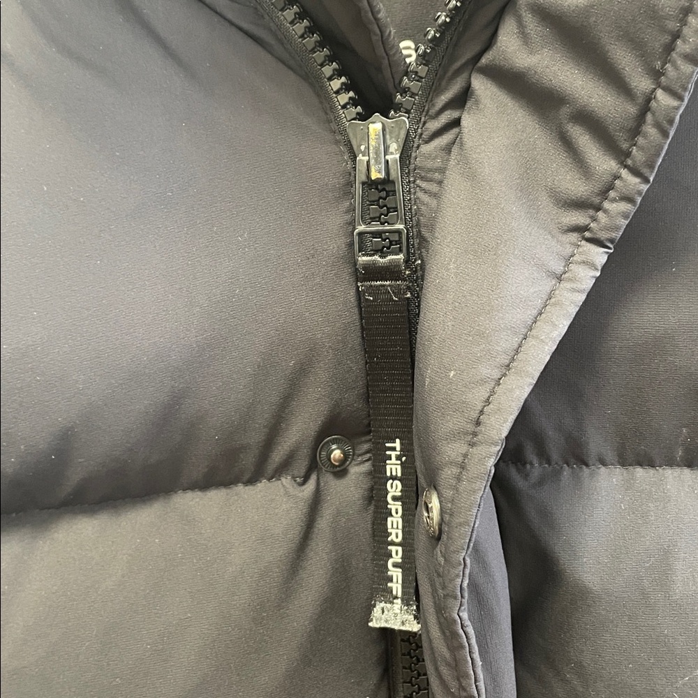 Aritzia - The Super Shorty cliMATTE Puffer Jacket - Black - 2XS - Picture 7 of 15